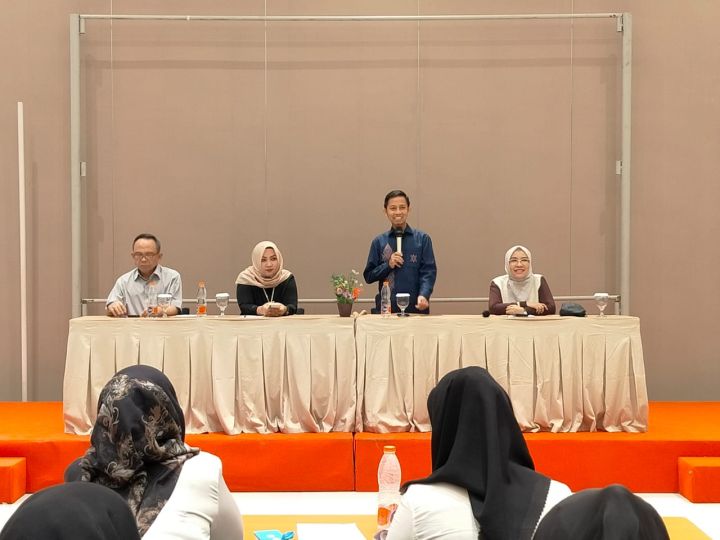 Dinkes Gorontalo Tingkatkan Kompetensi Dokter dan Bidan dalam Layanan Kontrasepsi